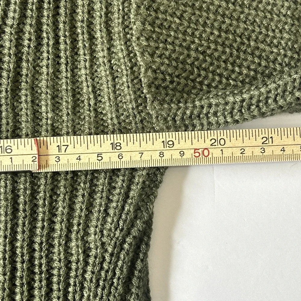 NWT SO Essential Acrylic Crewneck Pullover Sweater Women's Size XS Forest Green